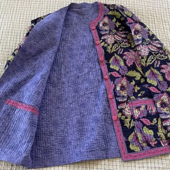 Reversible Women Floral Textured Quilted Jacket Size L Pockets Both Sides P2P 22 - Picture 1 of 12
